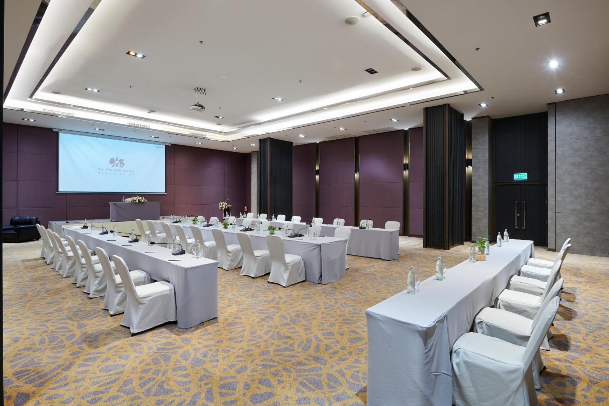 Tk Palace Hotel & Convention Bangkok Dış mekan fotoğraf